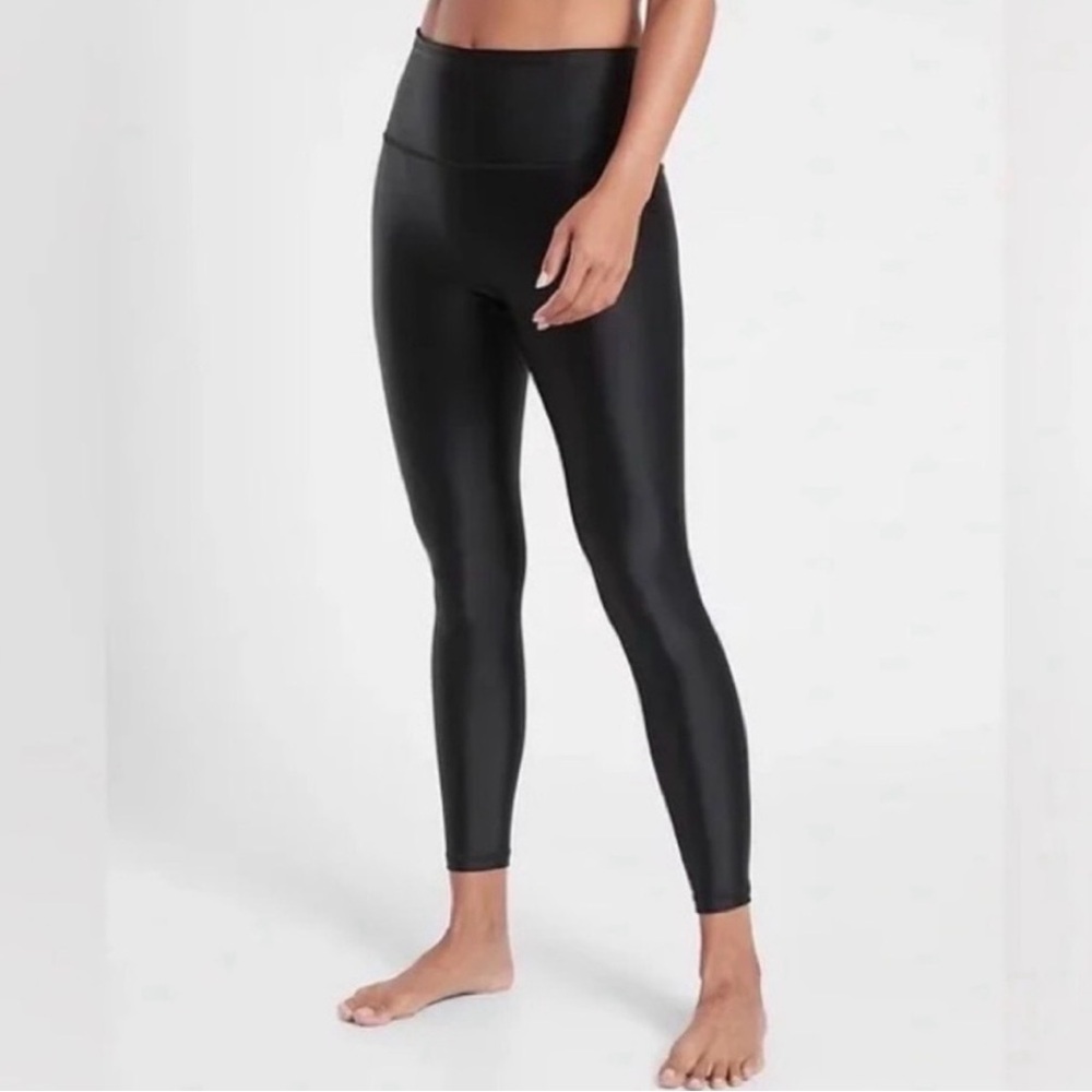 Athleta Elation Sheen Tight 7/8 - Size M